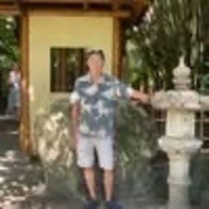 Meet your Posher, Christopher